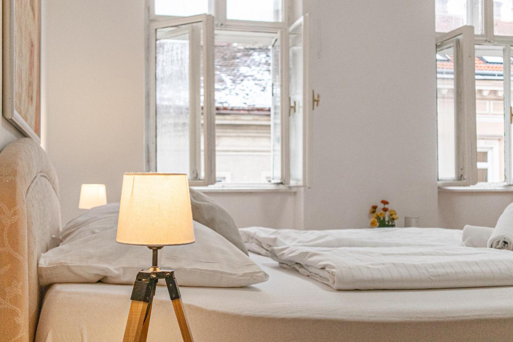 Budget City Stay - Near Wiener Stadthalle Ideal For Longstays Luaran gambar